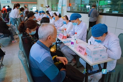 守衛健康，未病先防 南京腦科醫院護理部舉辦大型義診，共筑健康防線